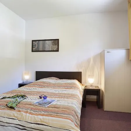 Chalets Du Verdon La Foux D'allos 2p4 *